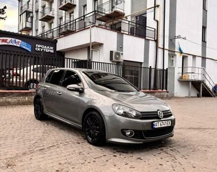Серый Фольксваген Гольф, объемом двигателя 1.6 л и пробегом 250 тыс. км за 8300 $, фото 1 на Automoto.ua