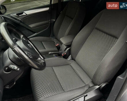 Сірий Фольксваген Гольф, об'ємом двигуна 1.6 л та пробігом 370 тис. км за 8700 $, фото 8 на Automoto.ua