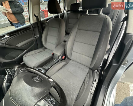 Серый Фольксваген Гольф, объемом двигателя 1.6 л и пробегом 187 тыс. км за 8888 $, фото 28 на Automoto.ua