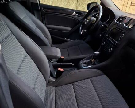 Серый Фольксваген Гольф, объемом двигателя 1.6 л и пробегом 209 тыс. км за 8000 $, фото 7 на Automoto.ua