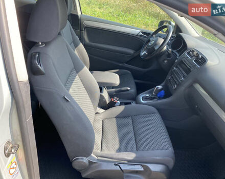 Серый Фольксваген Гольф, объемом двигателя 1.6 л и пробегом 137 тыс. км за 9999 $, фото 7 на Automoto.ua