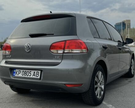 Серый Фольксваген Гольф, объемом двигателя 1.6 л и пробегом 366 тыс. км за 9300 $, фото 2 на Automoto.ua