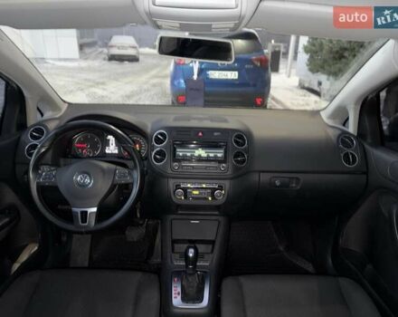 Серый Фольксваген Гольф, объемом двигателя 1.6 л и пробегом 160 тыс. км за 9500 $, фото 13 на Automoto.ua