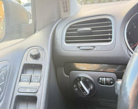 Серый Фольксваген Гольф, объемом двигателя 1.39 л и пробегом 149 тыс. км за 7300 $, фото 5 на Automoto.ua