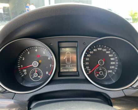 Серый Фольксваген Гольф, объемом двигателя 1.2 л и пробегом 237 тыс. км за 7190 $, фото 18 на Automoto.ua