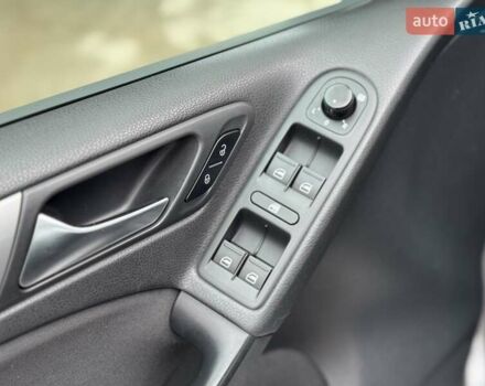 Серый Фольксваген Гольф, объемом двигателя 1.39 л и пробегом 205 тыс. км за 8600 $, фото 37 на Automoto.ua