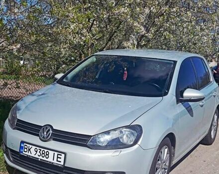 Серый Фольксваген Гольф, объемом двигателя 1.6 л и пробегом 209 тыс. км за 8000 $, фото 15 на Automoto.ua