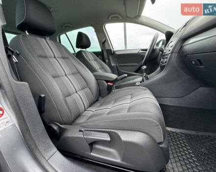 Сірий Фольксваген Гольф, об'ємом двигуна 1.2 л та пробігом 250 тис. км за 9300 $, фото 45 на Automoto.ua