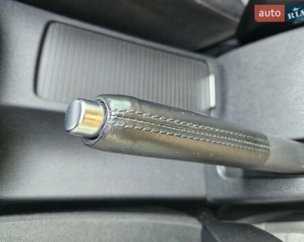 Серый Фольксваген Гольф, объемом двигателя 1.39 л и пробегом 137 тыс. км за 9300 $, фото 4 на Automoto.ua