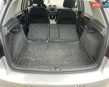 Фольксваген Гольф 2012 в Черкассах на Automoto.ua Серый Фольксваген Гольф, объемом двигателя 1.6 л и пробегом 187 тыс. км за 7999 $, фото 17 на Automoto.ua