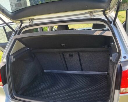 Серый Фольксваген Гольф, объемом двигателя 1.6 л и пробегом 205 тыс. км за 9000 $, фото 1 на Automoto.ua