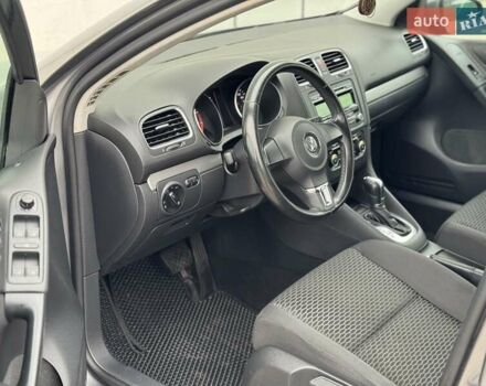 Серый Фольксваген Гольф, объемом двигателя 1.39 л и пробегом 205 тыс. км за 8600 $, фото 43 на Automoto.ua