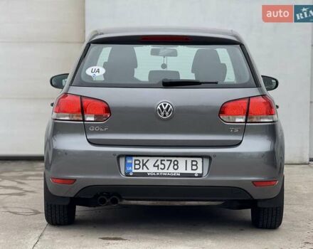 Серый Фольксваген Гольф, объемом двигателя 1.39 л и пробегом 205 тыс. км за 8600 $, фото 22 на Automoto.ua