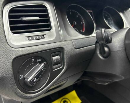 Сірий Фольксваген Гольф, об'ємом двигуна 1.6 л та пробігом 196 тис. км за 8900 $, фото 7 на Automoto.ua