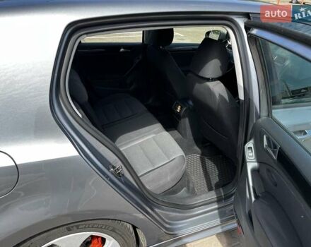 Серый Фольксваген Гольф, объемом двигателя 1.39 л и пробегом 271 тыс. км за 9500 $, фото 30 на Automoto.ua