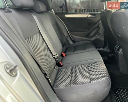 Серый Фольксваген Гольф, объемом двигателя 1.6 л и пробегом 291 тыс. км за 6750 $, фото 35 на Automoto.ua