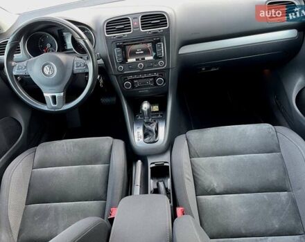 Серый Фольксваген Гольф, объемом двигателя 1.6 л и пробегом 260 тыс. км за 9400 $, фото 37 на Automoto.ua
