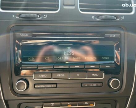 Серый Фольксваген Гольф, объемом двигателя 1.2 л и пробегом 237 тыс. км за 7190 $, фото 23 на Automoto.ua