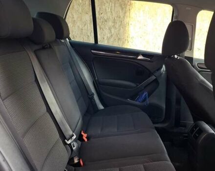 Серый Фольксваген Гольф, объемом двигателя 1.6 л и пробегом 209 тыс. км за 8000 $, фото 5 на Automoto.ua