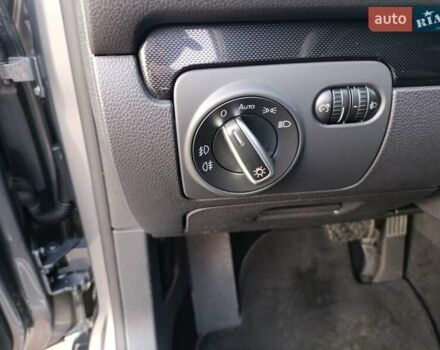 Серый Фольксваген Гольф, объемом двигателя 1.6 л и пробегом 215 тыс. км за 9999 $, фото 12 на Automoto.ua