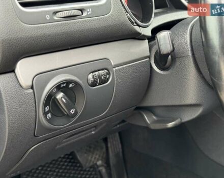 Серый Фольксваген Гольф, объемом двигателя 1.39 л и пробегом 205 тыс. км за 8600 $, фото 33 на Automoto.ua