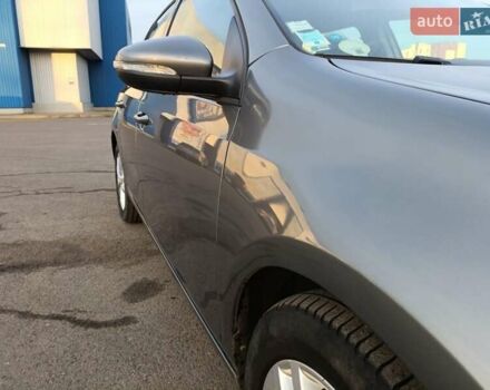 Серый Фольксваген Гольф, объемом двигателя 1.6 л и пробегом 215 тыс. км за 9999 $, фото 6 на Automoto.ua