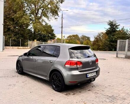 Серый Фольксваген Гольф, объемом двигателя 1.6 л и пробегом 250 тыс. км за 8300 $, фото 5 на Automoto.ua