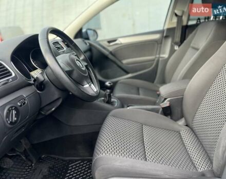 Серый Фольксваген Гольф, объемом двигателя 1.6 л и пробегом 291 тыс. км за 6750 $, фото 24 на Automoto.ua