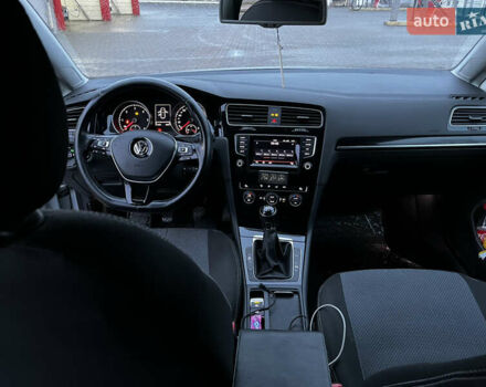 Сірий Фольксваген Гольф, об'ємом двигуна 1.6 л та пробігом 212 тис. км за 9700 $, фото 7 на Automoto.ua