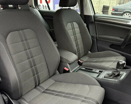 Серый Фольксваген Гольф, объемом двигателя 1.97 л и пробегом 280 тыс. км за 11900 $, фото 10 на Automoto.ua