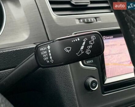 Серый Фольксваген Гольф, объемом двигателя 2 л и пробегом 273 тыс. км за 13499 $, фото 50 на Automoto.ua