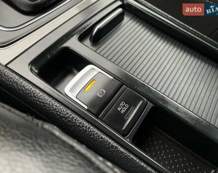 Серый Фольксваген Гольф, объемом двигателя 2 л и пробегом 273 тыс. км за 13499 $, фото 55 на Automoto.ua