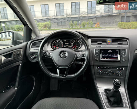 Серый Фольксваген Гольф, объемом двигателя 1.4 л и пробегом 235 тыс. км за 12200 $, фото 10 на Automoto.ua