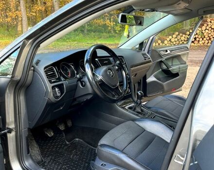 Серый Фольксваген Гольф, объемом двигателя 2 л и пробегом 316 тыс. км за 9500 $, фото 4 на Automoto.ua