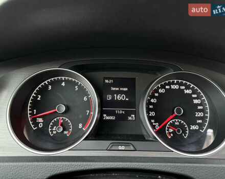 Серый Фольксваген Гольф, объемом двигателя 1.4 л и пробегом 235 тыс. км за 12200 $, фото 24 на Automoto.ua