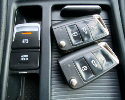 Серый Фольксваген Гольф, объемом двигателя 1.6 л и пробегом 212 тыс. км за 8999 $, фото 17 на Automoto.ua