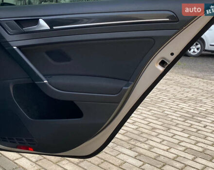 Серый Фольксваген Гольф, объемом двигателя 1.6 л и пробегом 212 тыс. км за 8999 $, фото 26 на Automoto.ua