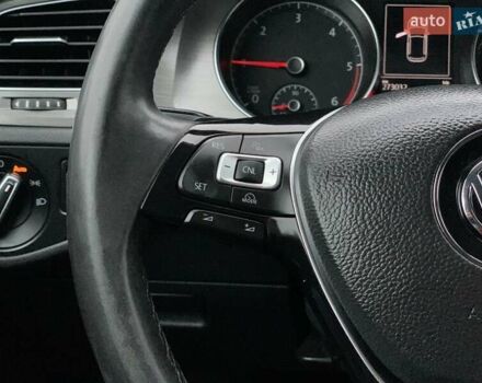 Серый Фольксваген Гольф, объемом двигателя 2 л и пробегом 273 тыс. км за 13499 $, фото 45 на Automoto.ua