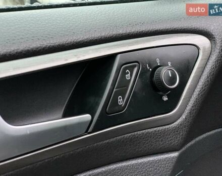 Серый Фольксваген Гольф, объемом двигателя 2 л и пробегом 273 тыс. км за 13499 $, фото 42 на Automoto.ua