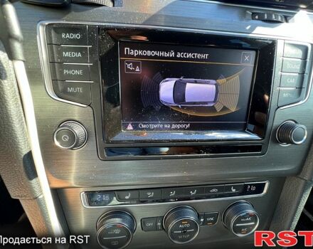 Серый Фольксваген Гольф, объемом двигателя 1.4 л и пробегом 143 тыс. км за 11000 $, фото 6 на Automoto.ua