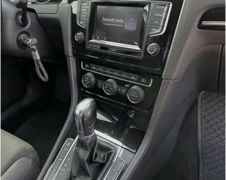 Серый Фольксваген Гольф, объемом двигателя 1.97 л и пробегом 317 тыс. км за 11500 $, фото 4 на Automoto.ua