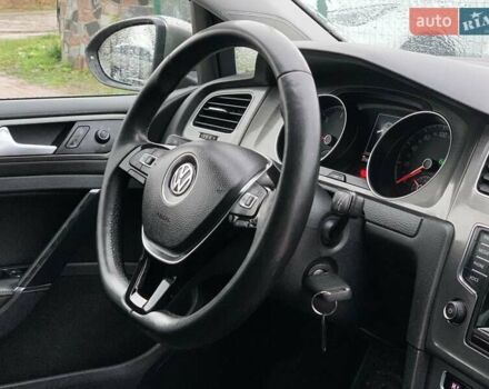 Серый Фольксваген Гольф, объемом двигателя 2 л и пробегом 273 тыс. км за 13499 $, фото 33 на Automoto.ua