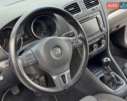 Серый Фольксваген Гольф, объемом двигателя 1.97 л и пробегом 268 тыс. км за 9800 $, фото 23 на Automoto.ua