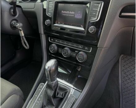 Серый Фольксваген Гольф, объемом двигателя 2 л и пробегом 317 тыс. км за 11500 $, фото 4 на Automoto.ua