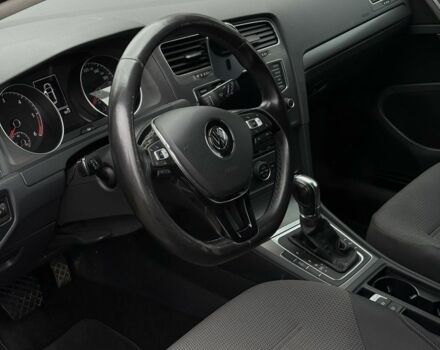 Фольксваген Гольф 2013 в Киеве на Automoto.ua Серый Фольксваген Гольф, объемом двигателя 1.6 л и пробегом 257 тыс. км за 8600 $, фото 3 на Automoto.ua