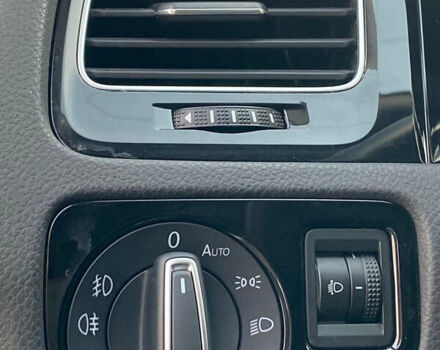 Серый Фольксваген Гольф, объемом двигателя 1.6 л и пробегом 212 тыс. км за 8999 $, фото 20 на Automoto.ua