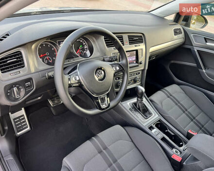 Серый Фольксваген Гольф, объемом двигателя 1.4 л и пробегом 144 тыс. км за 11500 $, фото 13 на Automoto.ua