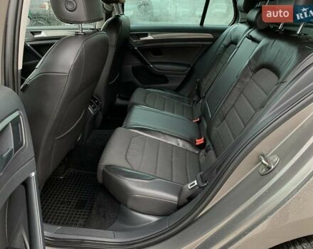 Серый Фольксваген Гольф, объемом двигателя 2 л и пробегом 273 тыс. км за 13499 $, фото 26 на Automoto.ua