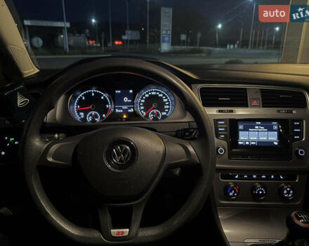 Серый Фольксваген Гольф, объемом двигателя 1.6 л и пробегом 278 тыс. км за 11200 $, фото 9 на Automoto.ua