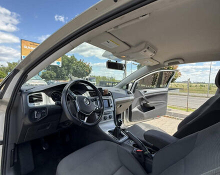 Серый Фольксваген Гольф, объемом двигателя 1.8 л и пробегом 182 тыс. км за 11700 $, фото 6 на Automoto.ua